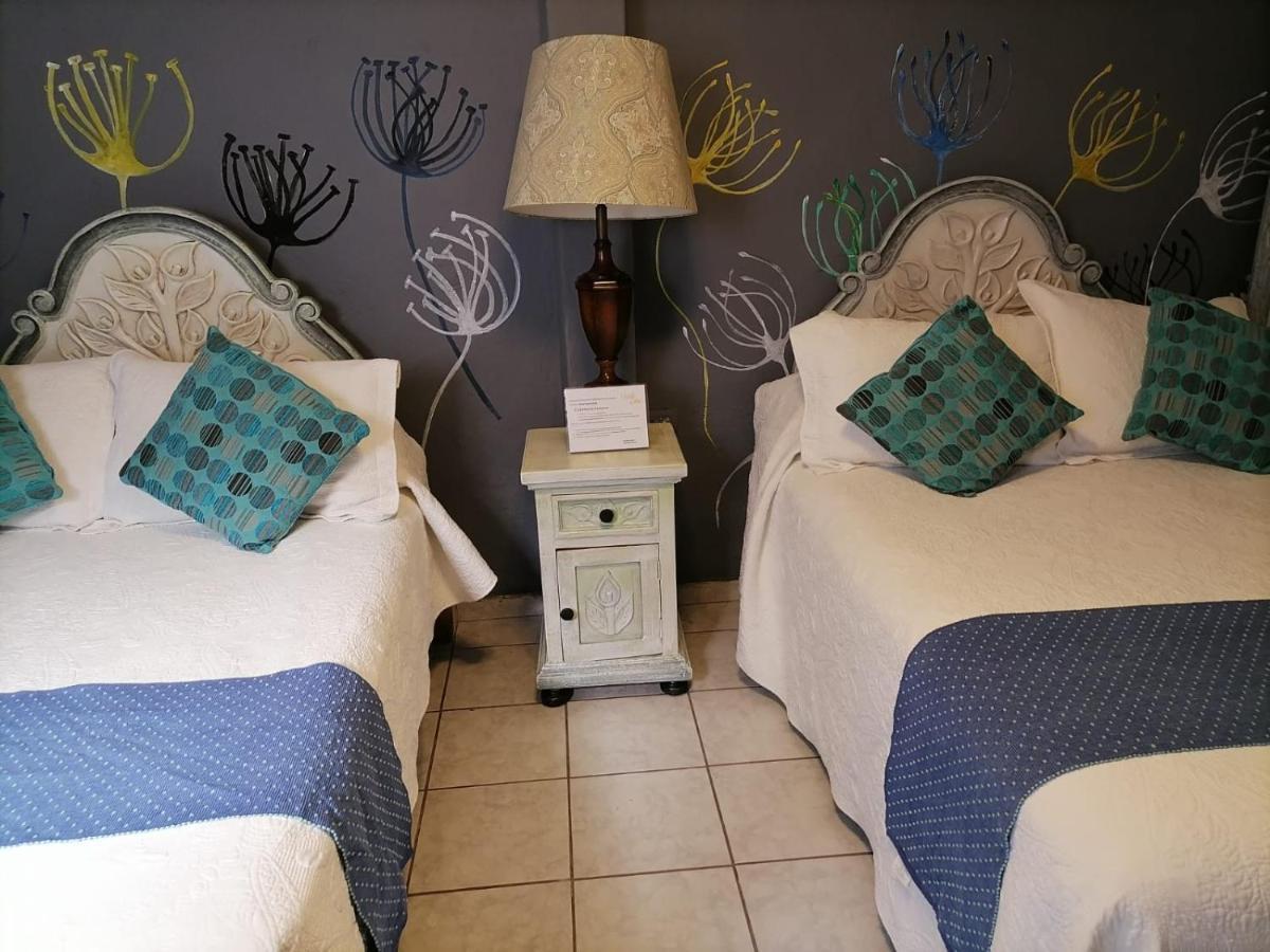 Hotel Santa Ana 3*