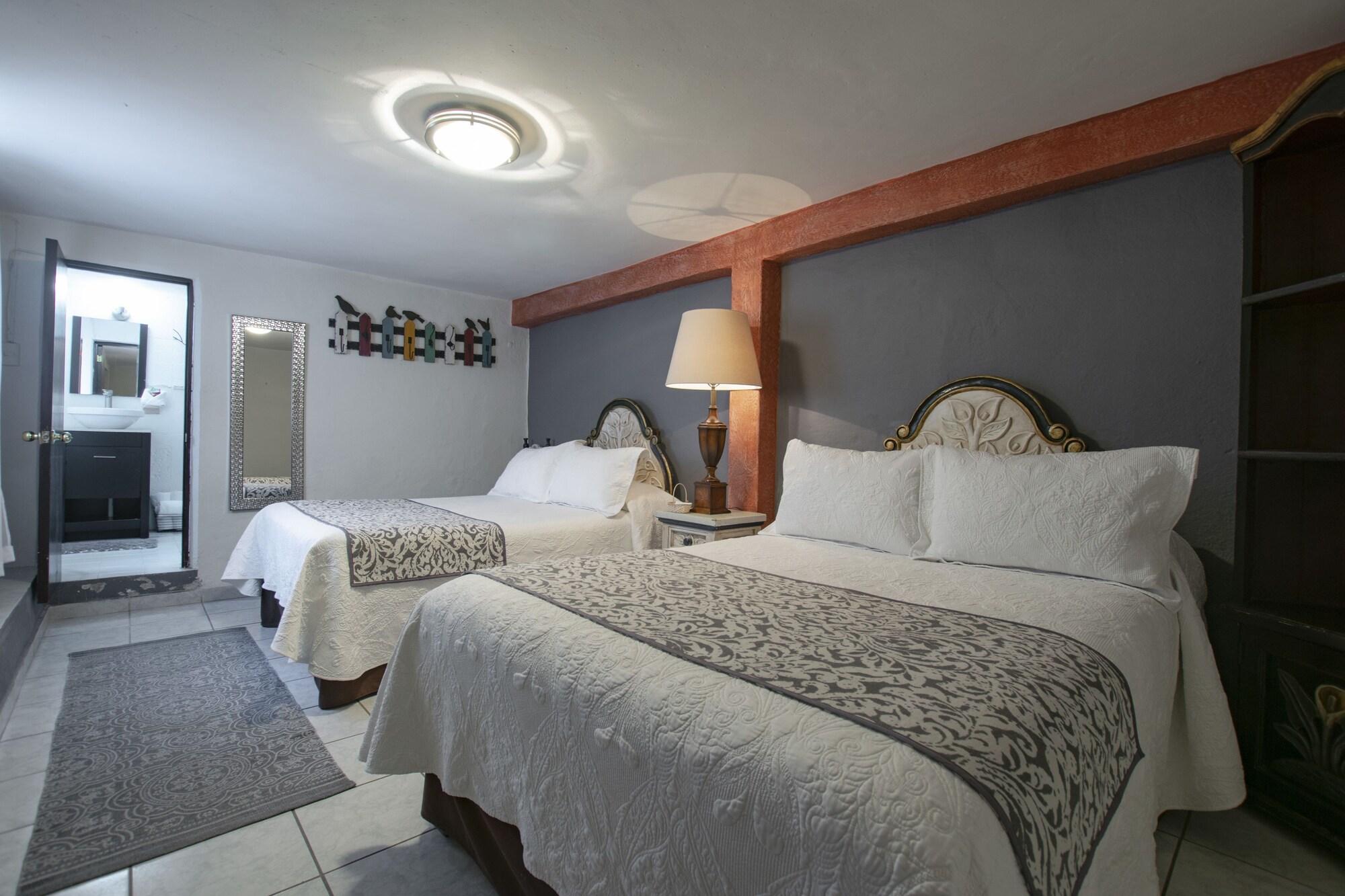 Hotel Santa Ana 3*